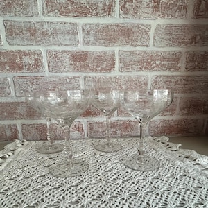 Vintage Etched Crystal Champagne Coupes: Mid-Century Floral Cocktail Glasses, Set of 4