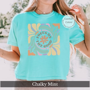 Boxy Cropped Tee Menthal Health Shirt Retro Flower Comfort Colors® Shirt Colorful Summer Boxy Tshirt Summer Vacation Shirt Boxy Festival Top