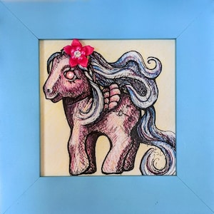 Dessin miniature de mon petit poney, dessin au crayon de couleur et à l&#39;encre, dessin encadré, beaux-arts - artiste Maia Palmer