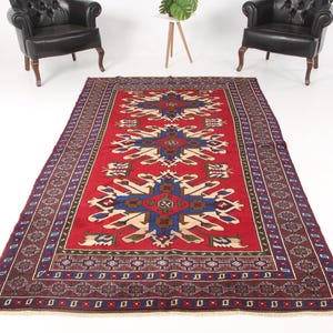 ヴィンテージトルコ絨毯、5×8.9フィートの大型絨毯、赤と青のパッチワーク絨毯