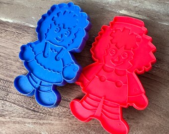 Vintage Raggedy Ann and Andy Cookie Cutters by Hallmark