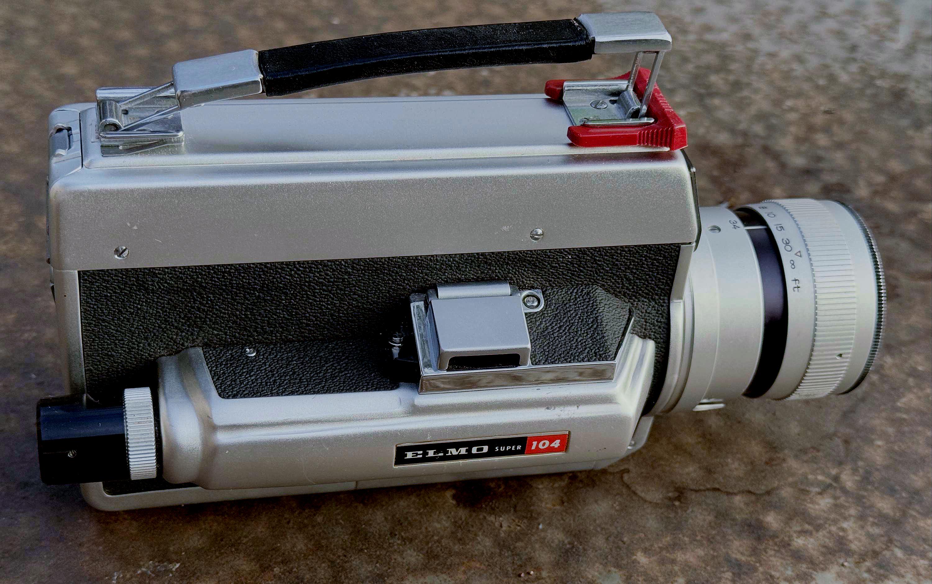 Vintage ELMO SUPER 104 Super 8 Camera - Tested, W/ Leather Case - Etsy