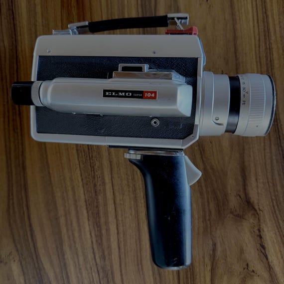 Vintage ELMO SUPER 104 Super 8 Camera - Tested, W/ Leather Case - Etsy