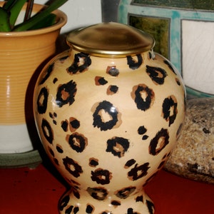 Urna de leopardo grande personalizada hecha a pedido