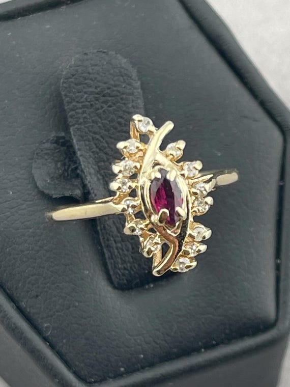 Vintage ruby and diamond statement ring 14 karat … - image 3
