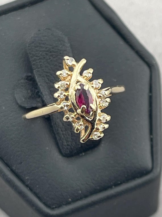 Vintage ruby and diamond statement ring 14 karat … - image 8