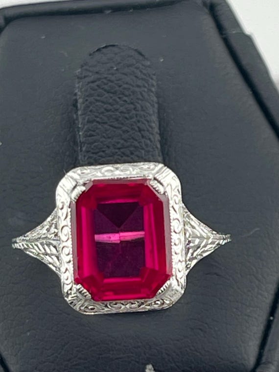 Antique rare 3 carat flat ruby statement, ring 18… - image 2