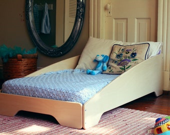 Zoom Toddler Bed - Montessori Floor Bed - Kids Furniture by Modern Tots