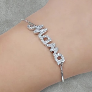 Pulsera con circonita cúbica y letra de mamá / Pulsera de cadena ajustable de color dorado para mujer / Joya de regalo brillante