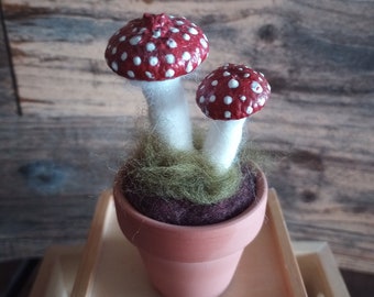 SALE! Felted mushrooms! Needle felted mushrooms/ mushroom planter/ Toadstools/ amanita/ felt plant/ wool mushrooms/ natural gift/ dorm decor