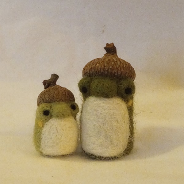 Frog friend set! Needle felted wool frog set