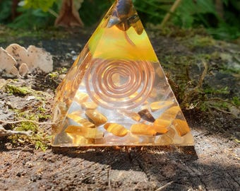 Cuivre et orgonite oeil de tigre