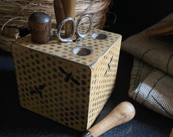 Primitive Hook Keeper For Rug Hooking Hooks And Scissors Mustard Bee