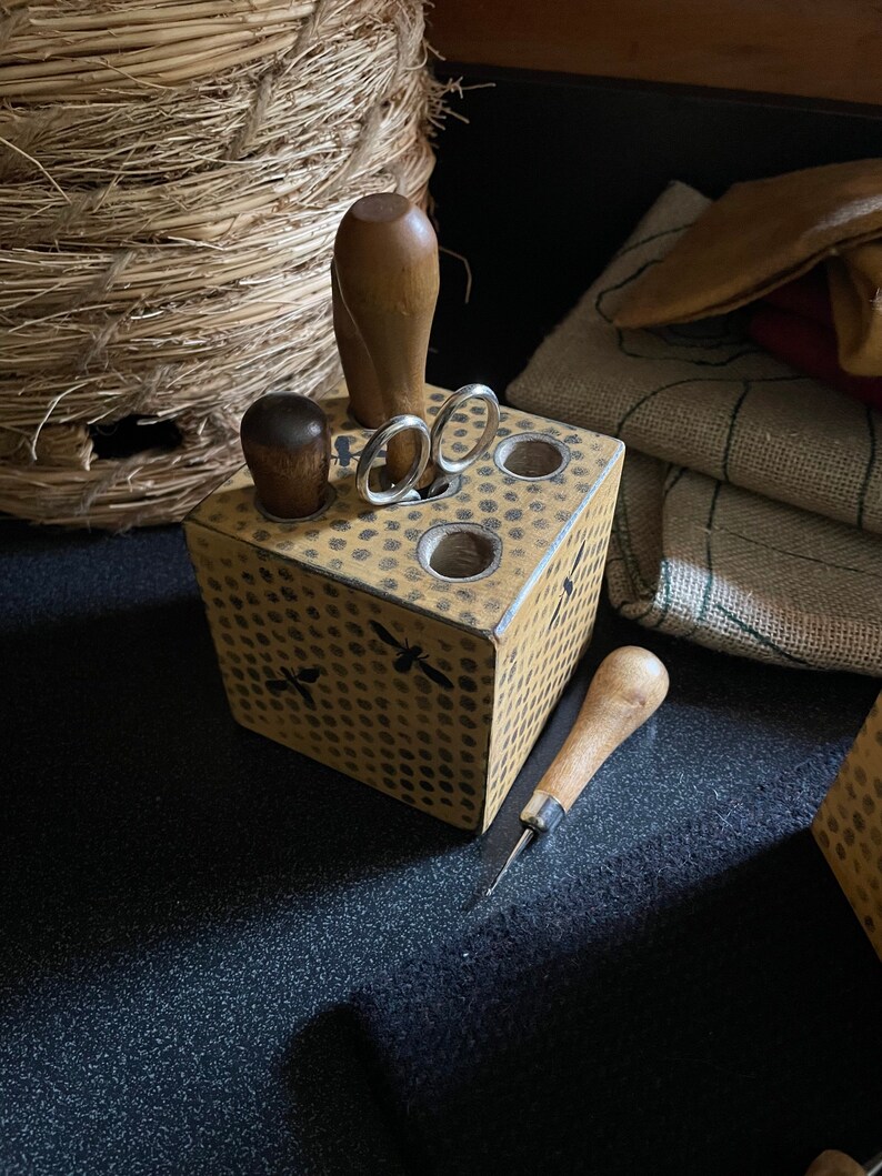 Primitive Hook Keeper for Rug Hooking Hooks and Scissors Etsy