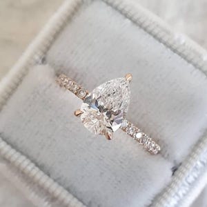 Forever Diamond Ring, 2.0 CT Pear Moissanite Wedding Ring, 14K Solid Gold Engagement Ring, Diamond Promise Ring, Gift for Special Occasion