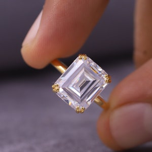 Emerald Cut Moissanite Wedding Ring, Double Prong Set Bridal Gift, 18k Solid Gold Engagement Ring, Anniversary Ring, Fancy Proposal Ring