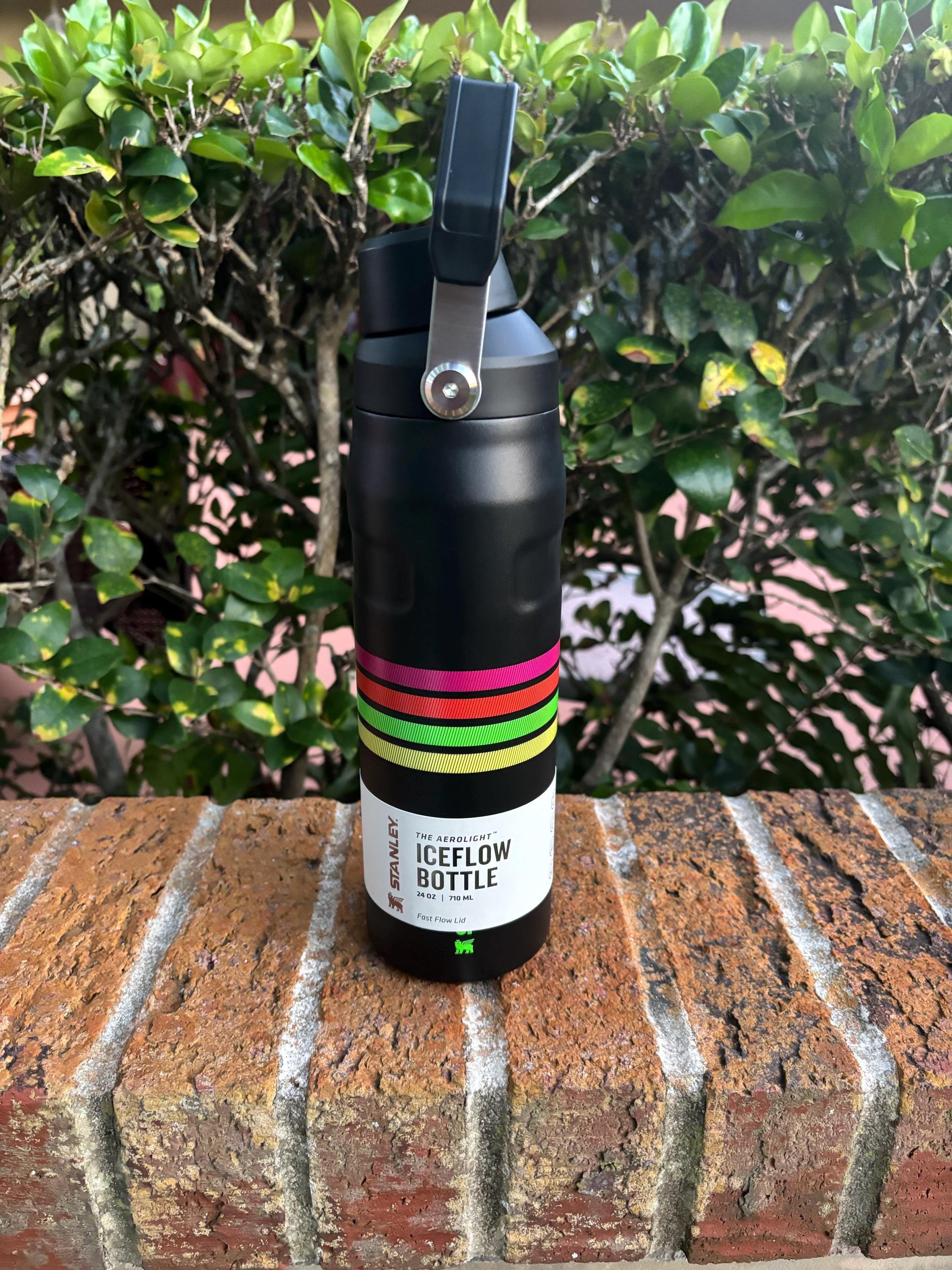Stanley Neon Multi Mesh Stripe Iceflow Bottle 24 Oz Fast Flow Lid
