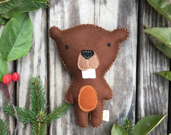 Felt Stuffed Beaver, Felt Beaver, Felt Beaver toy, Woodland Critter, Woodland Nursery