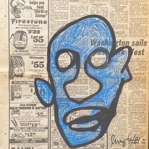 Puede incluir: Una taza de cer&aacute;mica blanca con un asa negra y el texto "But First, Coffee" en negro y negrita. La taza est&aacute; sobre una superficie de madera. La taza mide 10 cm de alto.