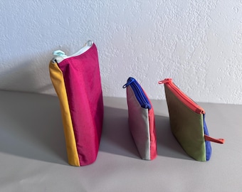 Handmade Water-Repellent Nylon Vacation Colorblock Go Pouch Solid Colored Set