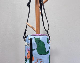 Turn Your Reusable into a Sport Crossbody Bag
