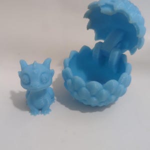 dragon baby and egg x 2, toys and accessories