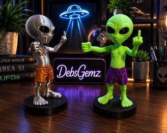 Alien Pen Holder – Fun Desk Organizer Gift