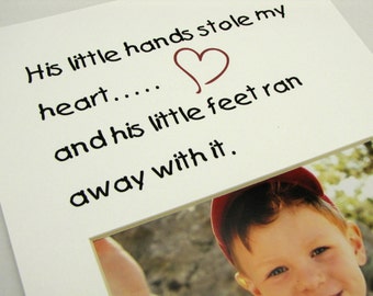 His little hands stole my heart 8 x 10 Designer Photo Mat Design M105