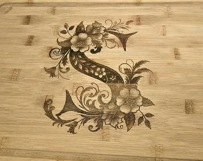 Personalized Cutting Board with Trench, Reversible Bamboo Tray with metal handles, 16x12