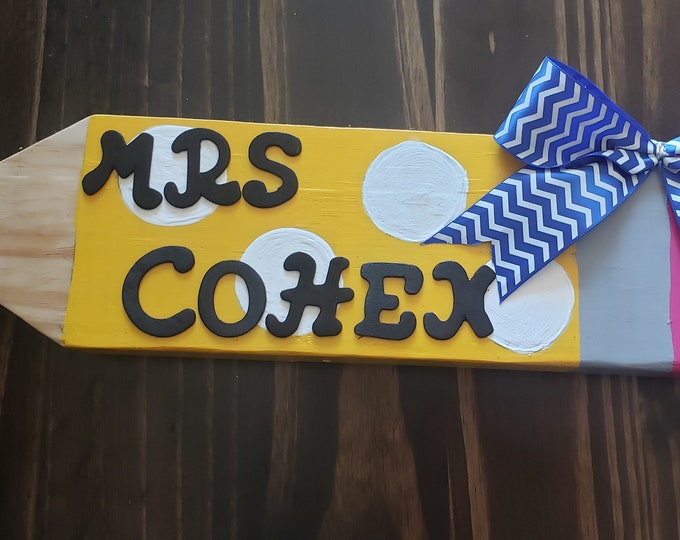Personalised Pencil Shaped Pencil Holder with Polka Dots - Optional Bow in School Colors - Mascot Background Options - Teacher Gift