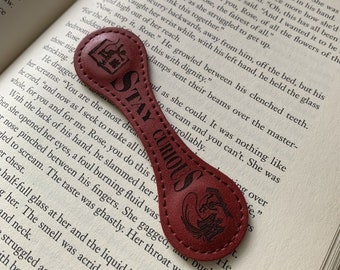 Laser Engraved Magnetic Bookmark "Stay Curious"