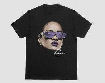 Rihanna big head t-shirt