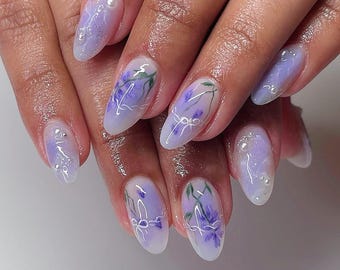 Ongles fleur violette élégants, pressage de fleurs du verger sur les ongles en amande, ongle acrylique peint à la main personnalisé, faux ongles, ongles à fleurs, rêve, 3D