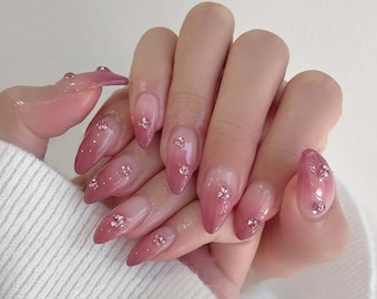 Pink nails, hand painted nail,custom press on nails,3D Nails,GelNails,Acrylic Nails  ,Fake nails,Nail Art,Cute nails,Girl gift,gift for her