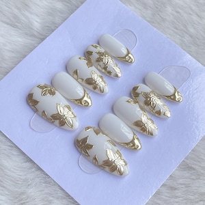 Elegant Stylish Golden nails,Pink hand painted nail,custom press on nails,3D Nails,Gel Nails,Acrylic Nails  ,Fake nails,Nail Art,Cute nails