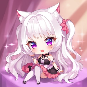 Puede incluir: Un personaje de anime con cabello blanco, orejas de gato y un lazo rosa en el pelo. Lleva un vestido negro y rosa con un cuello blanco y un lazo rojo. Está sentada en una superficie morada con un fondo rosa.