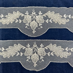 Antique Lace Victorian appliques trim heirloom 1900s 12 pieces