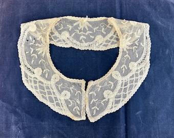 Antique lace collar Victorian era heirloom trim