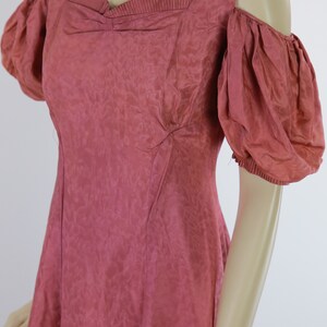 Vintage 40s mauve pink open shoulder evening dress image 3