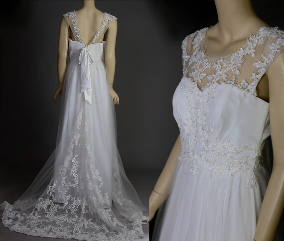 vintage chanel dress  Vintage kleider, Minimalistische hochzeitskleider,  Hochzeitskleid dirndl