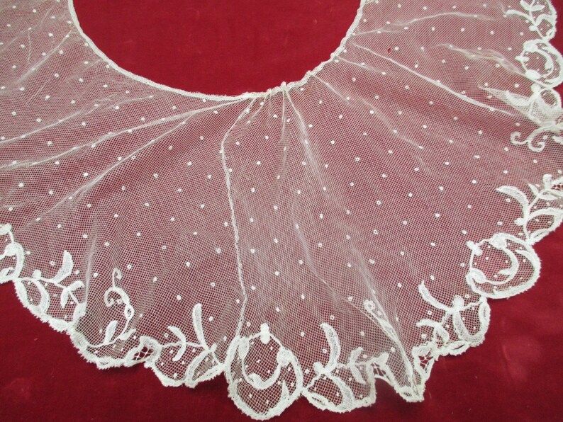 Antique Brussels Lace Fichu Collar