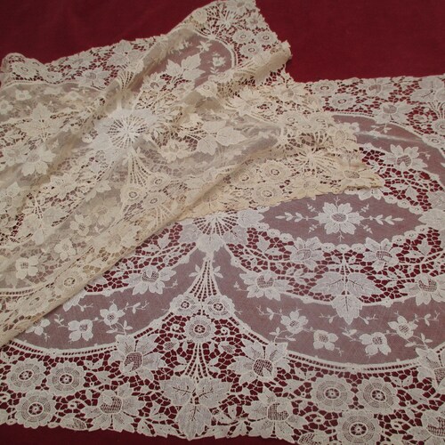 Ivory antique Lace trim table runner turn of the century 1900s Victorian Schiffli shops Cotton