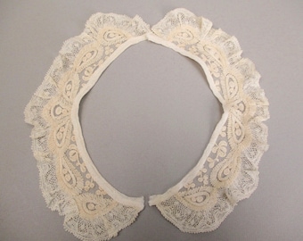 Antique lace collar w Tambour embroidery Victorian