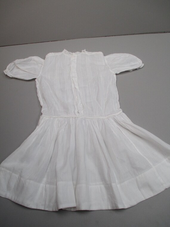 Girl Victorian dress white cotton embroidered 19t… - image 3
