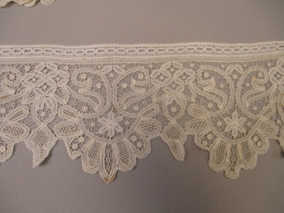 Antique Honiton Lace Flounce - Etsy UK