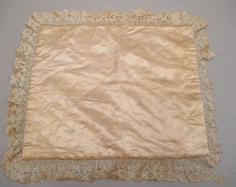 Mid Century quilted pillow case