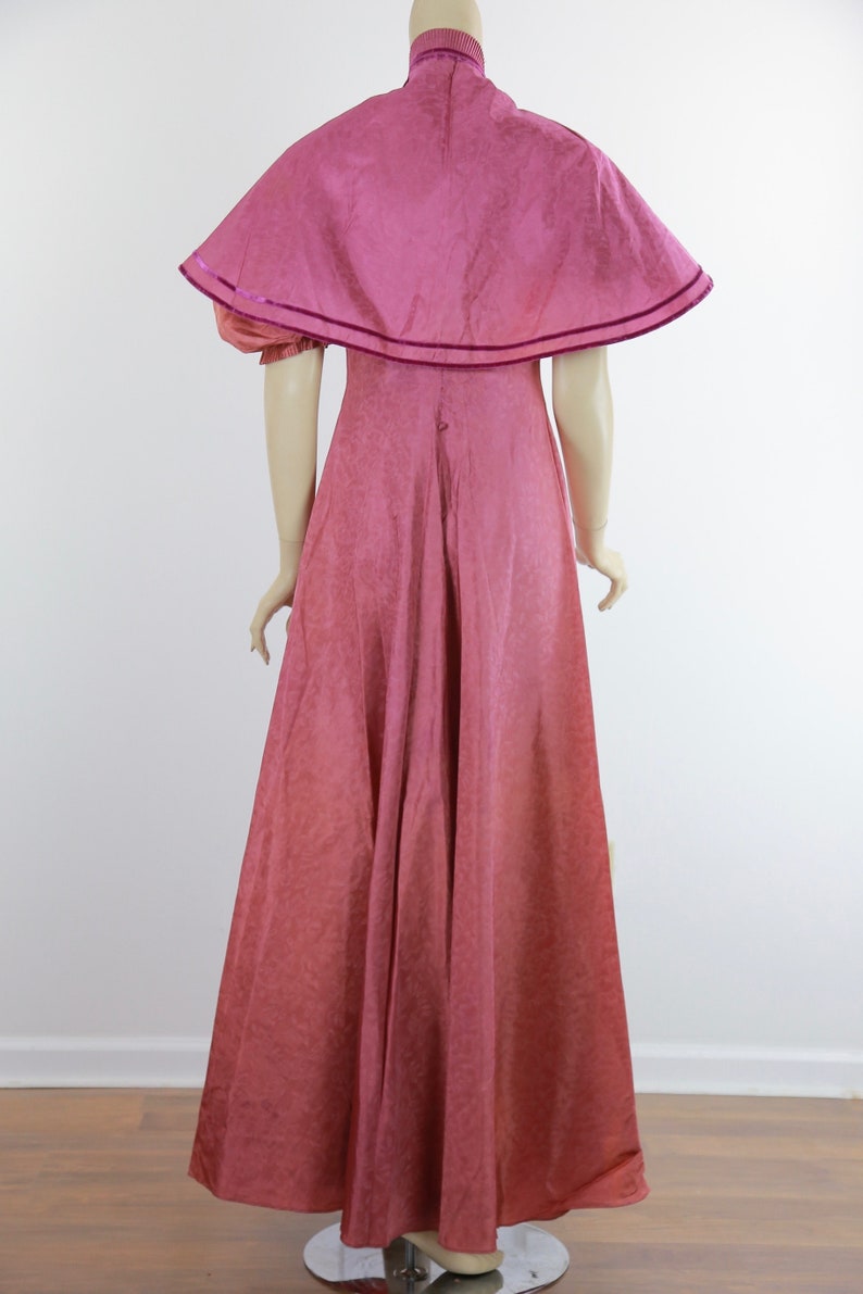 Vintage 40s mauve pink open shoulder evening dress image 7