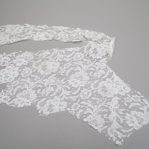 Antique Victorian cotton Lace remnant