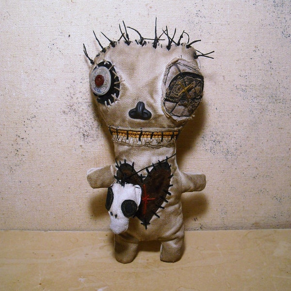 Handmade Voodoo Doll ( Voodoo Perle)