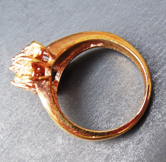Dinner ring statement ring gold tone with cluster… - image 4